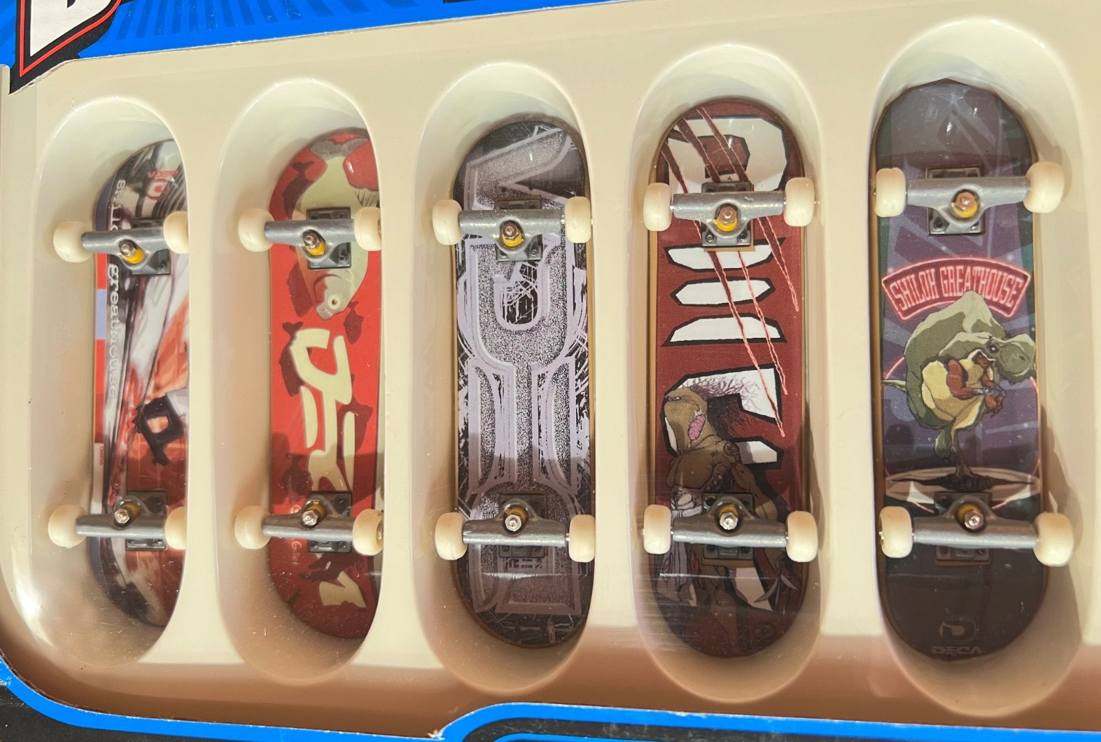 Vintage 2002 Tech Deck DECA Skateboards 5 Pack Fingerboards EXCLUSIVE ART Sealed