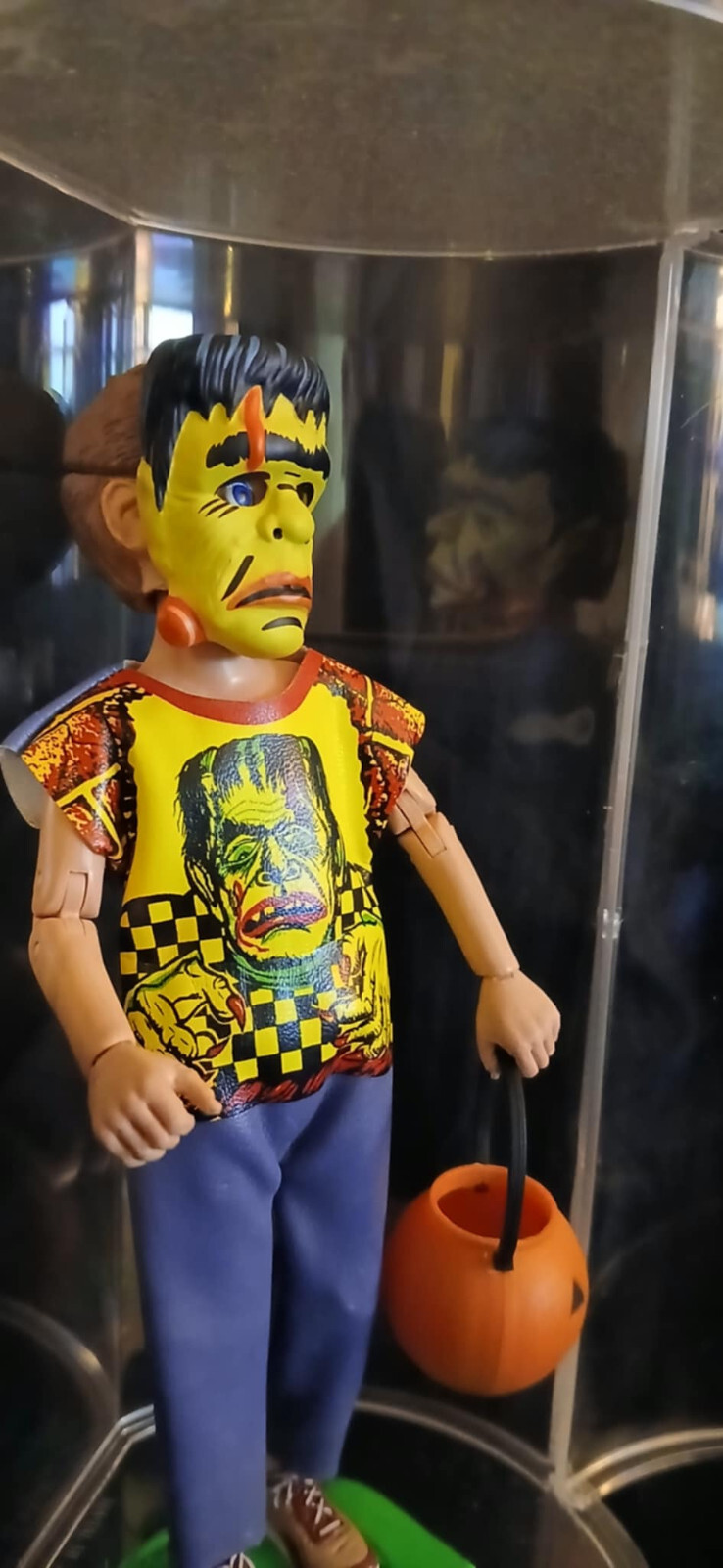 NECA Ben Cooper Halloween Monster Frankenstein Series 1, In case