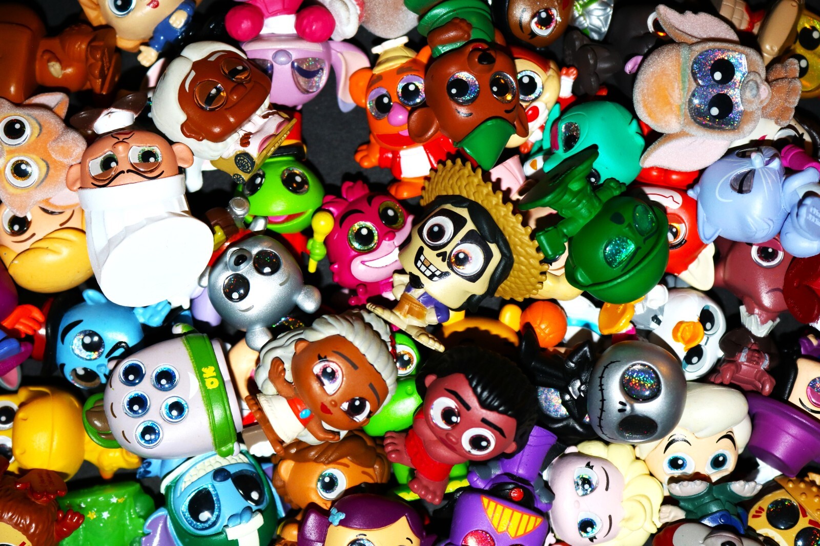 Disney Doorables 150+ Series 11 Technicolor, Series 10 & Academy Campus