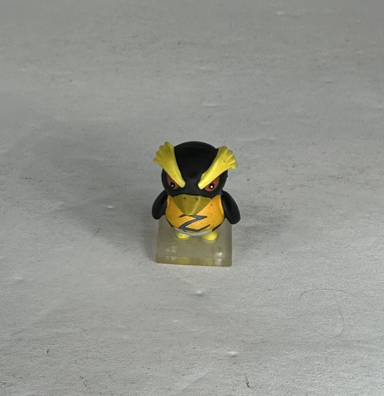 2005 Animal Crossing Wild World 1&Prime; Hopper the Penguin Mini Figure Yujin Nintendo