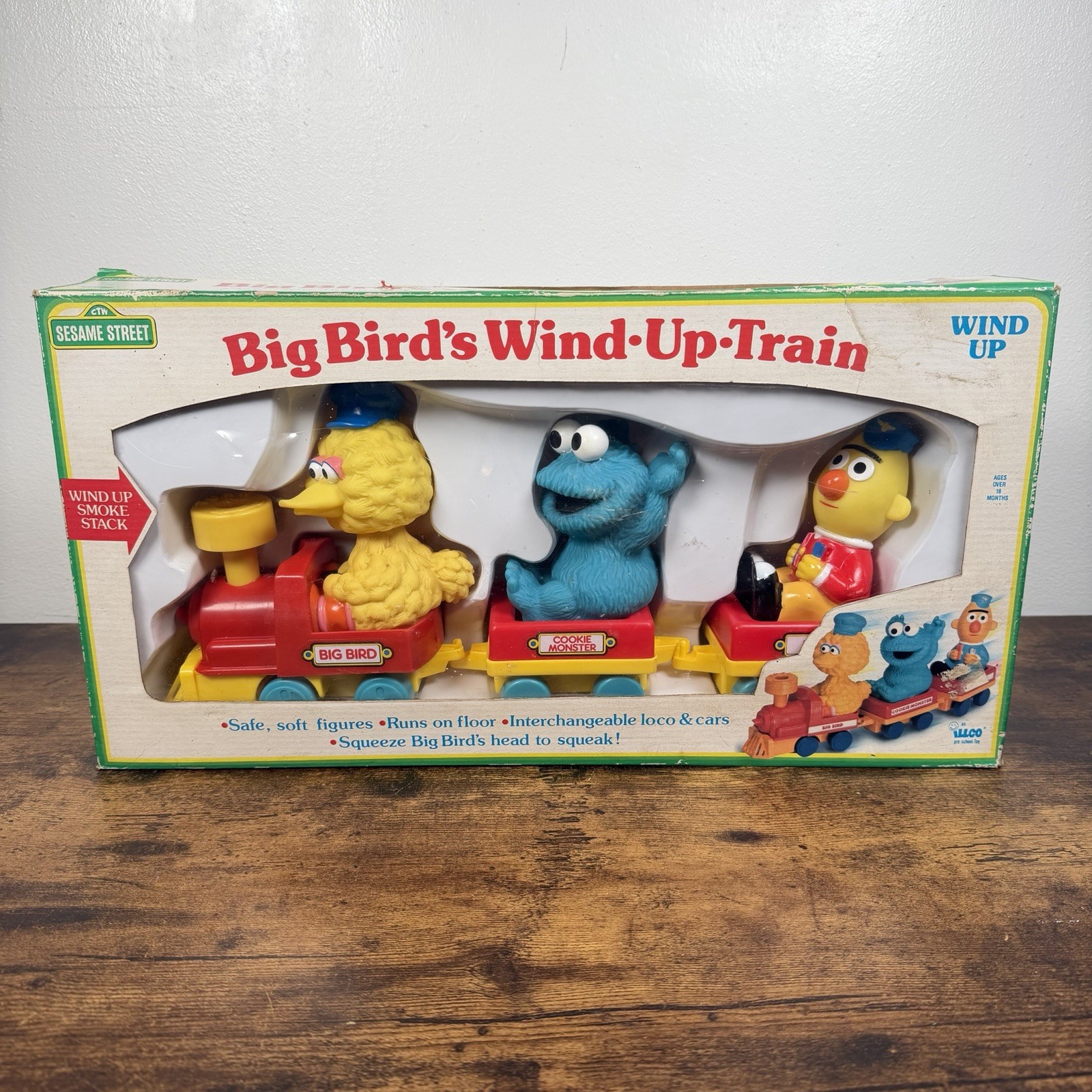 VTG Big Bird&rsquo;s Wind Up Train Sesame Street Tyco Preschool Bert Cookie Monster