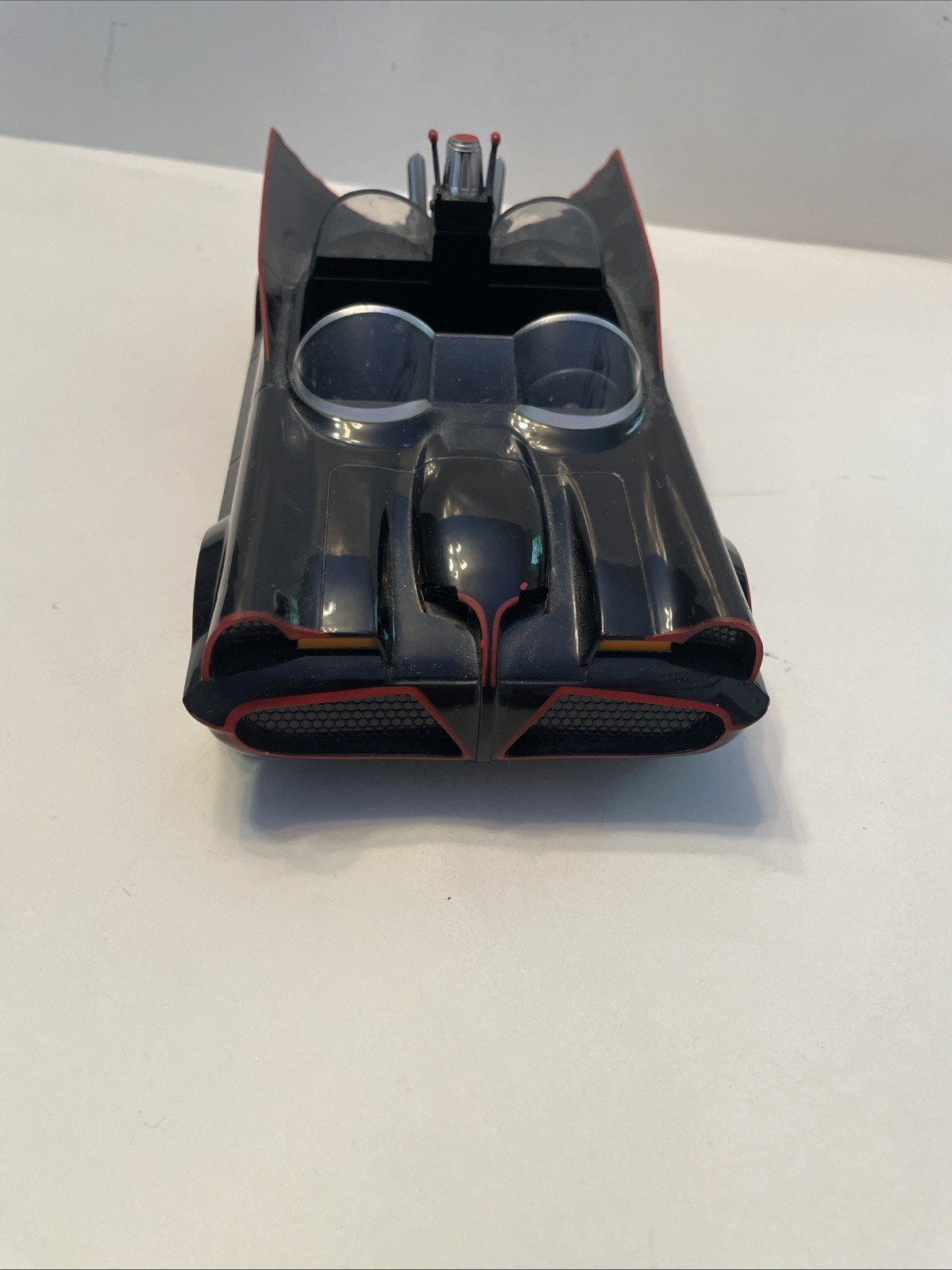 Batman- Batmobile Designed By Barrios. DC Comics 7.5 Action Figure Vehicle EUC