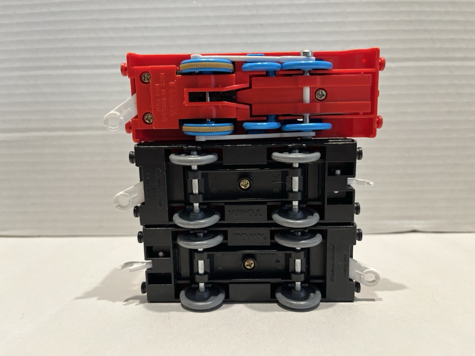 Trackmaster Tomy Thomas the Train Annie & Clarabel | 2002 | Motorized Works