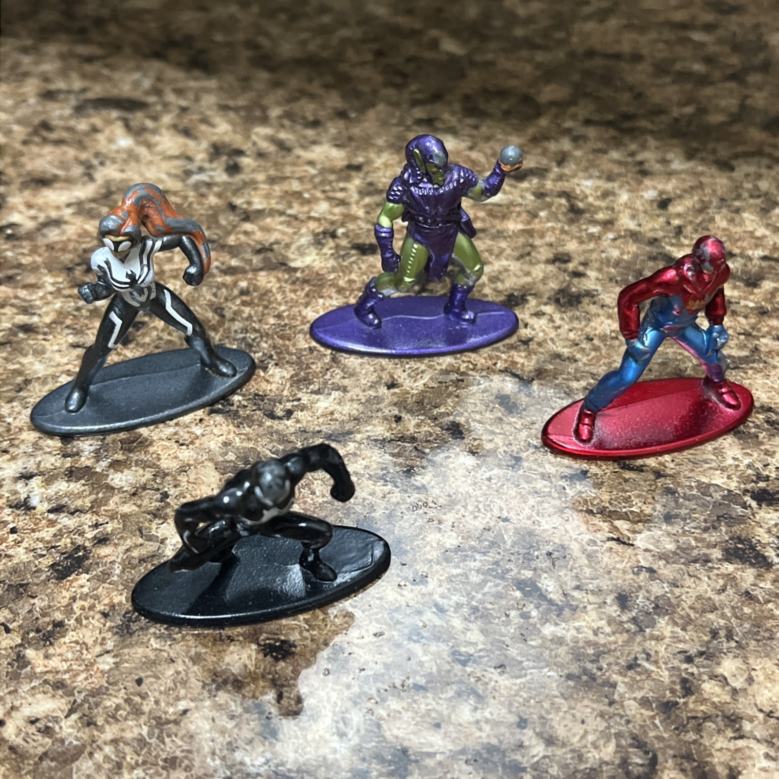 Mixed Lot Of 4 Diecast Marvel Characters Black Costume Spider-Man Green Goblin