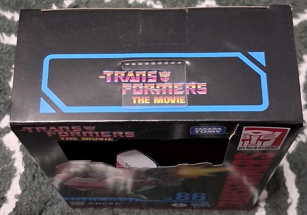 Hasbro Transformers Studio Series 86 Arcee Action Figure