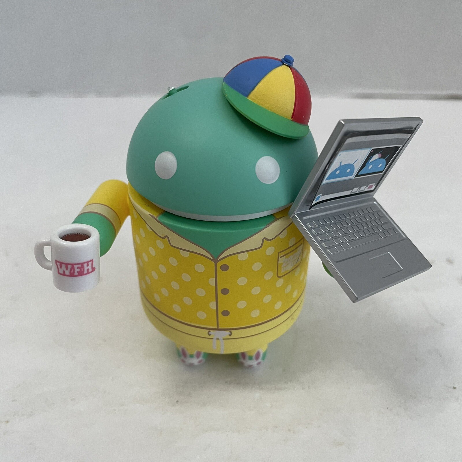 Android Google « Work From Home Intern » Figure Special Edition Dead Zebra