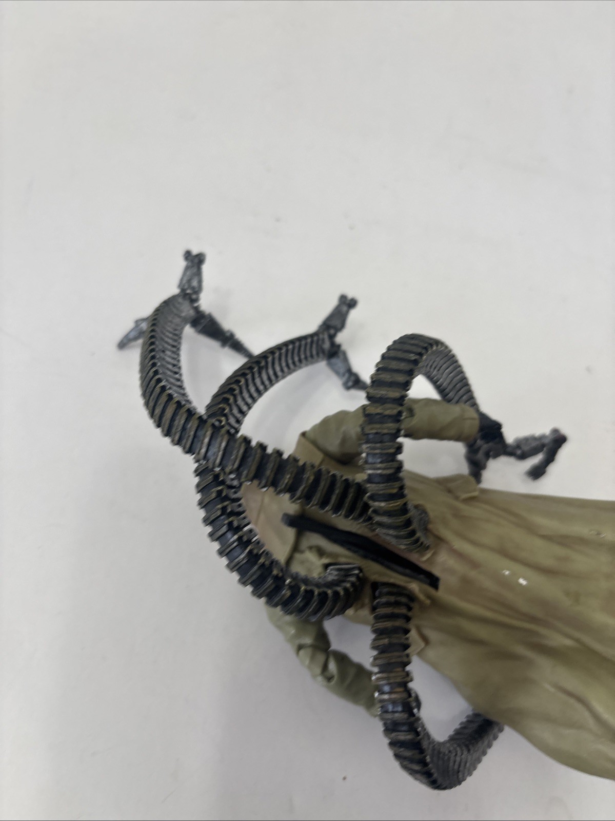 2004 Marvel Spider-Man 2 – Dr Octopus Action Figure Some Damage