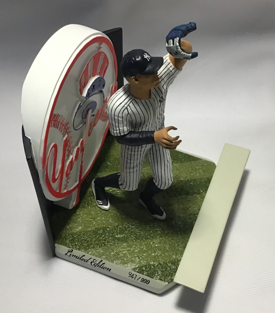 MLB Aaron Judge New York Yankees Lim Ed 9″ Resin Statue #&rsquo;d / 999 ** 62 Homers