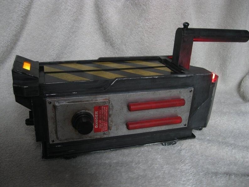 Custom 1:1 Ghostbusters Prop Ghost Trap Replica movie proton pack frozen empire