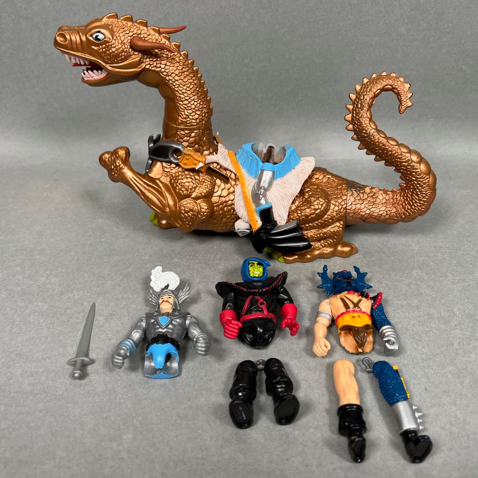 LJN Figure Lot Bronze Dragon Dungeons & Dragons Saddle Strongheart Zarak Warduke
