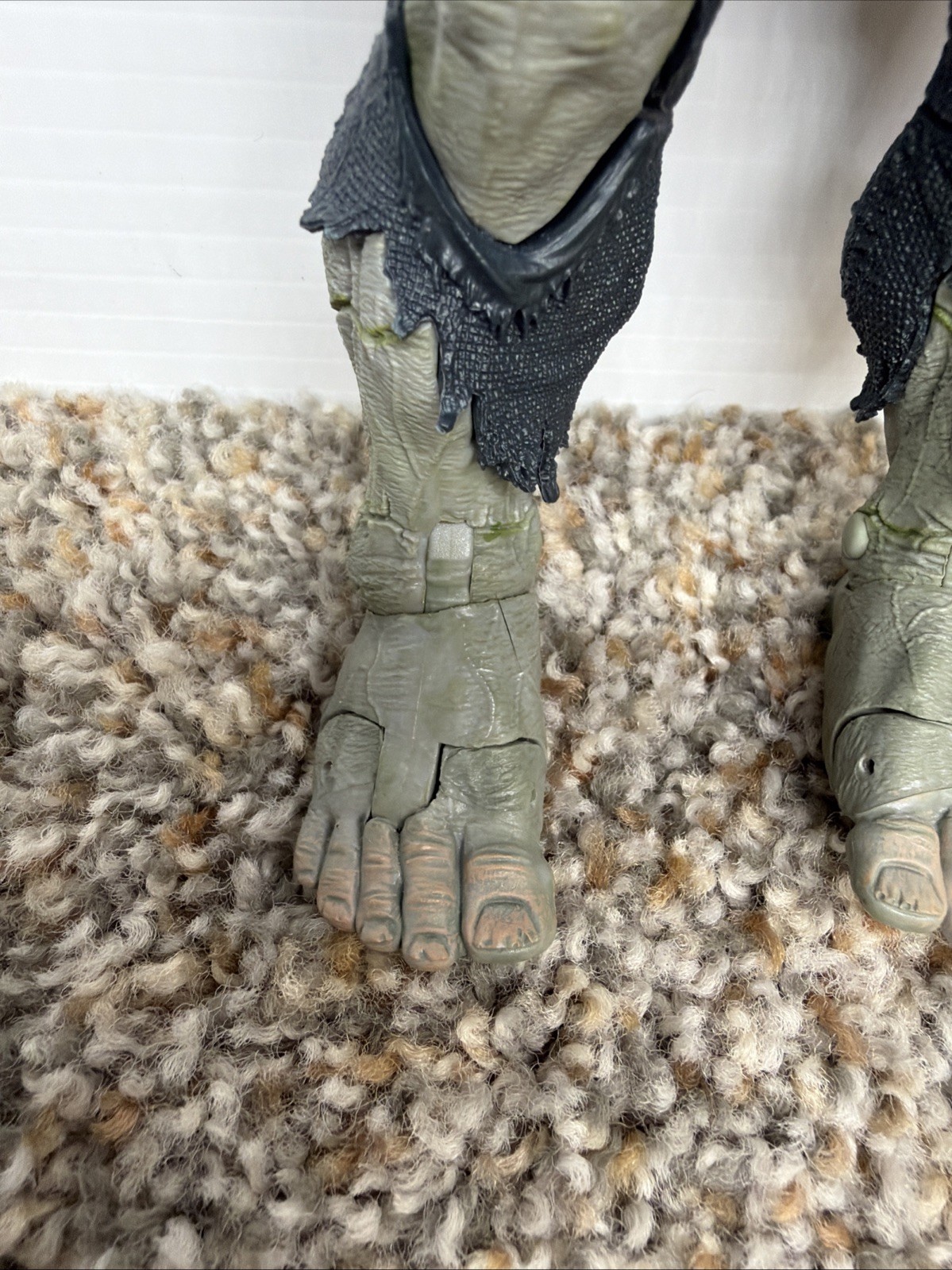 McFarlane DC Multiverse Series BAF Solomon Grundy Action Figure Legs