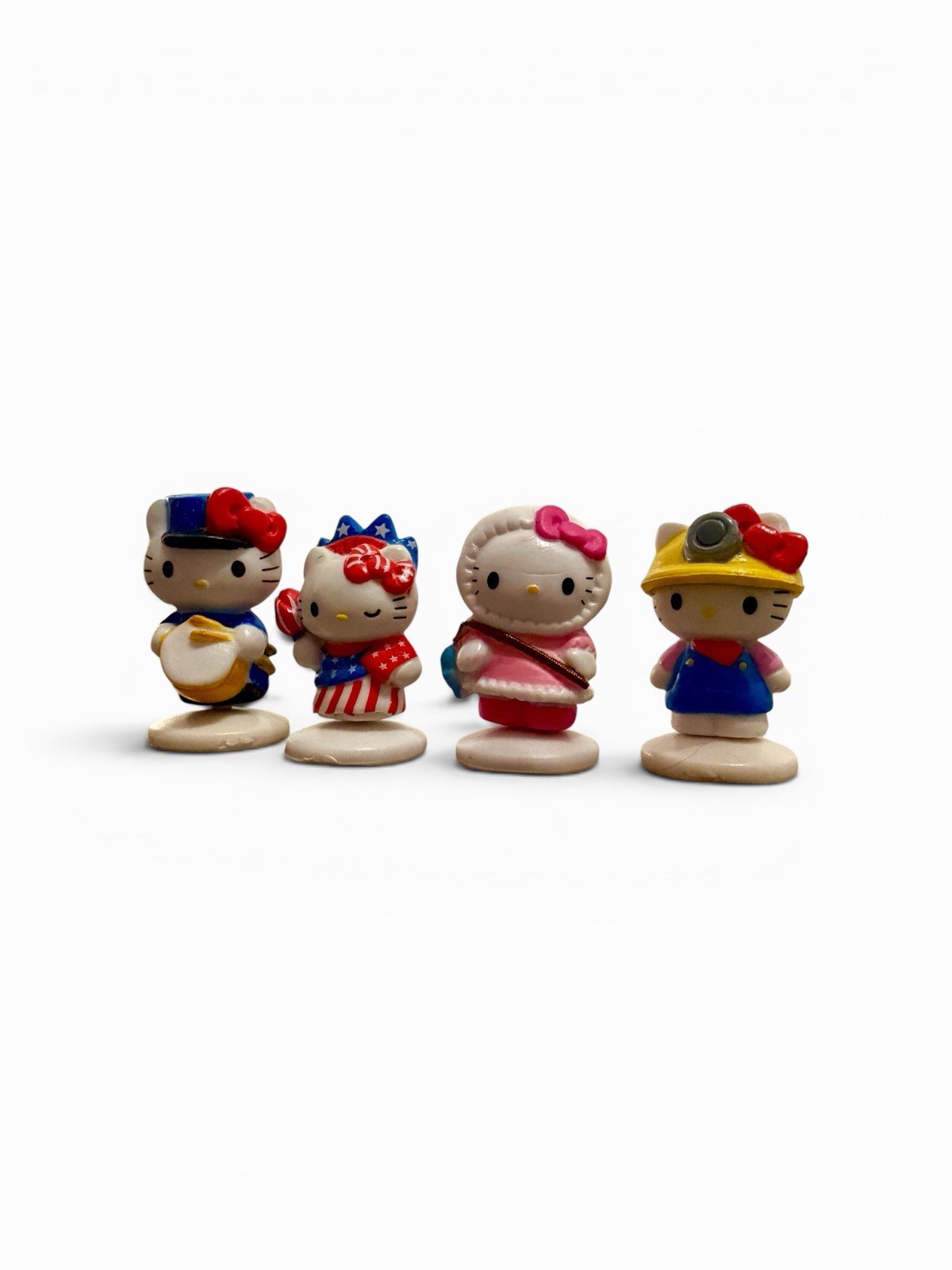 Hello Kitty America the Beautiful Series 2 Figure – NY, Montana, Alaska, CT