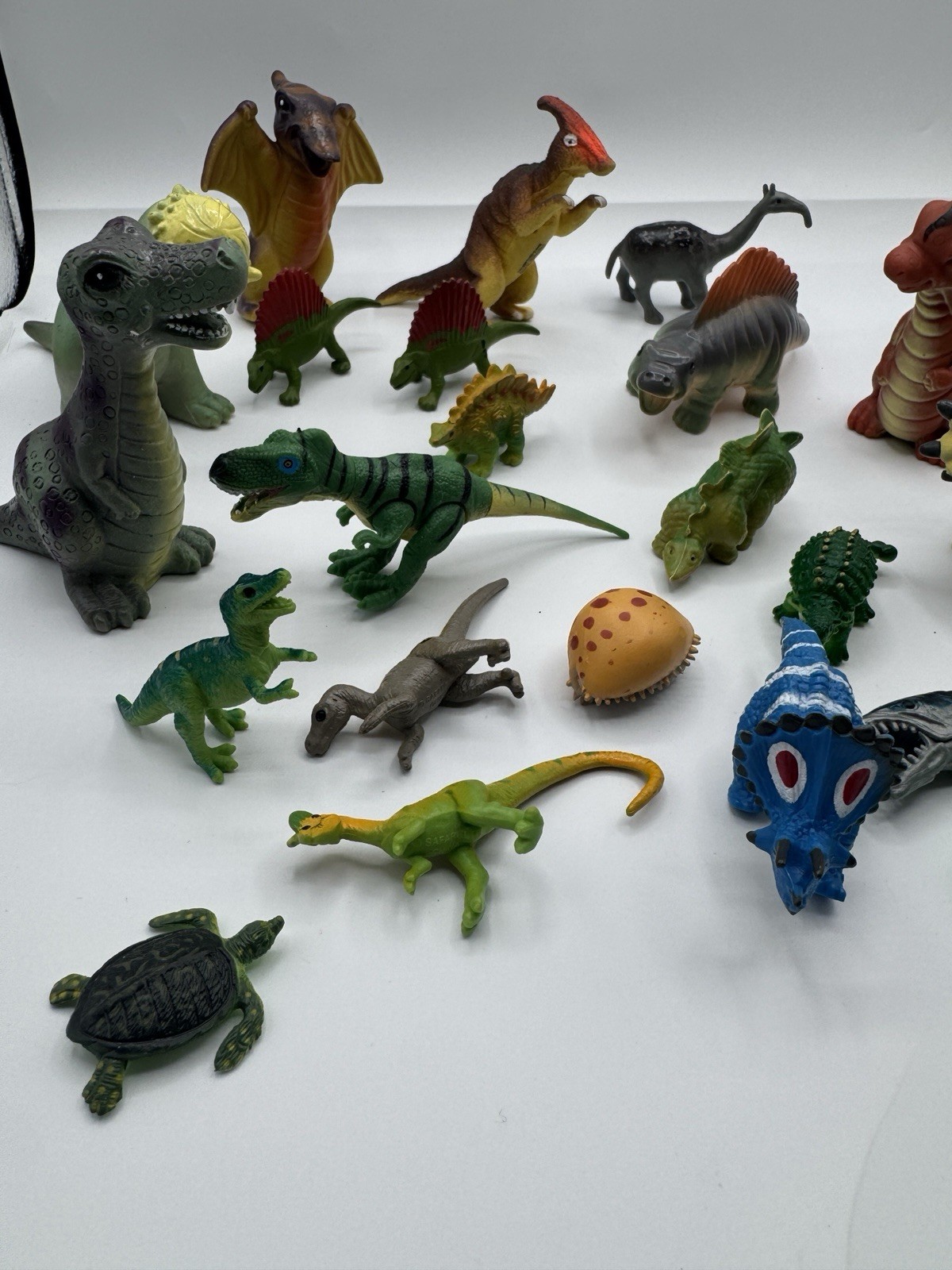 Set of Dinosaur Play Toys. All different Types of Dinosaurs. Boy’s/Children Toys