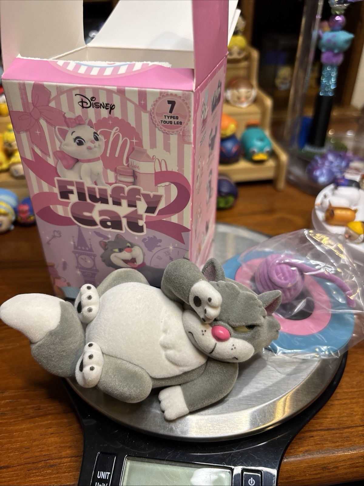 Miniso Disney Fluffy Cat Mini Figure LUCIFER &lsquo;Cool Yarn Ball&rsquo; Cinderella