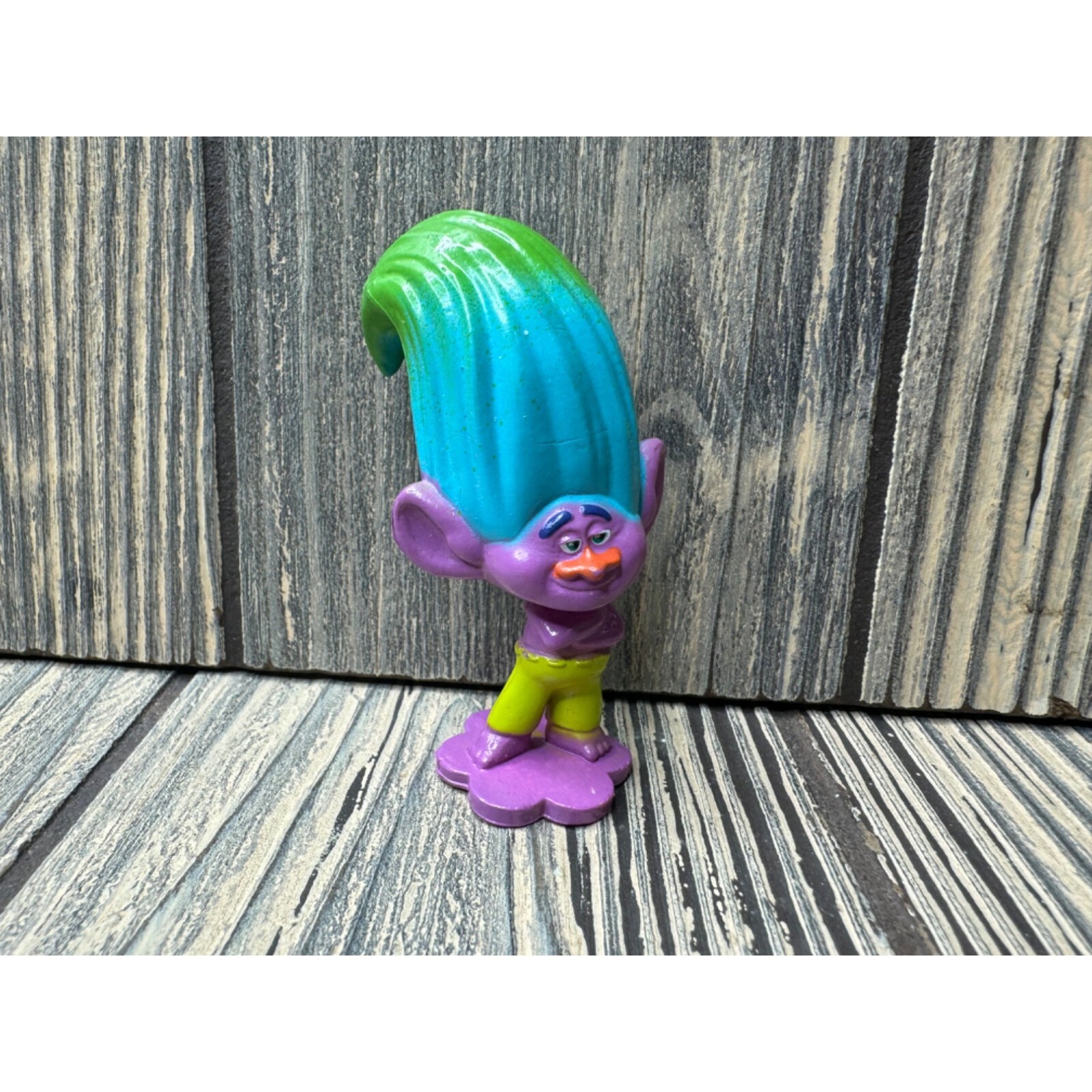DreamWorks Trolls Creek Miniature Figurine With Bright Green & Blue Hair