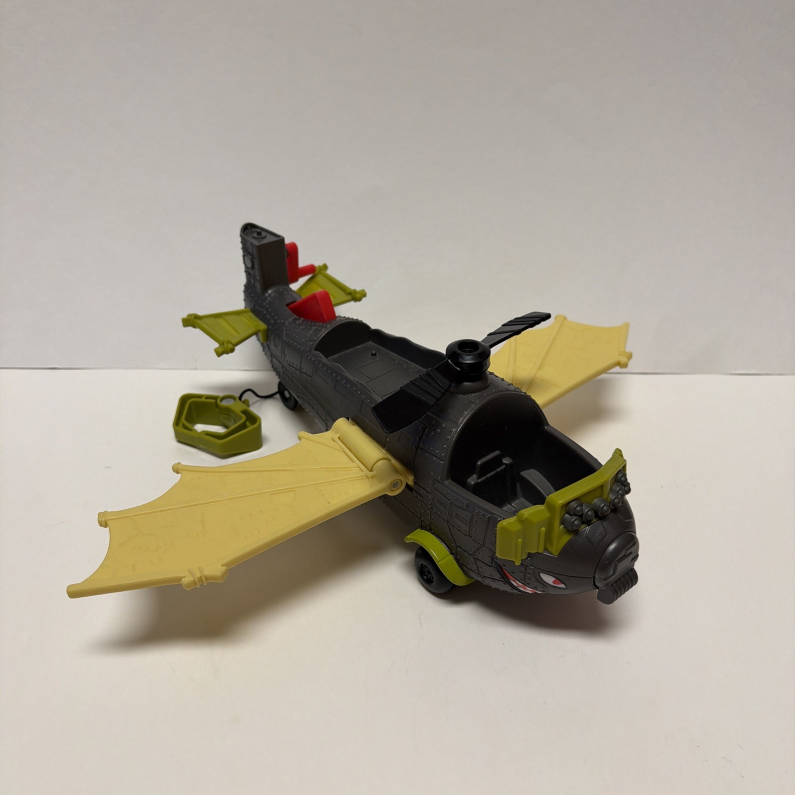 Rare Mattel Madagascar 3 Crash Landing Escape & Rescue Plane Working!
