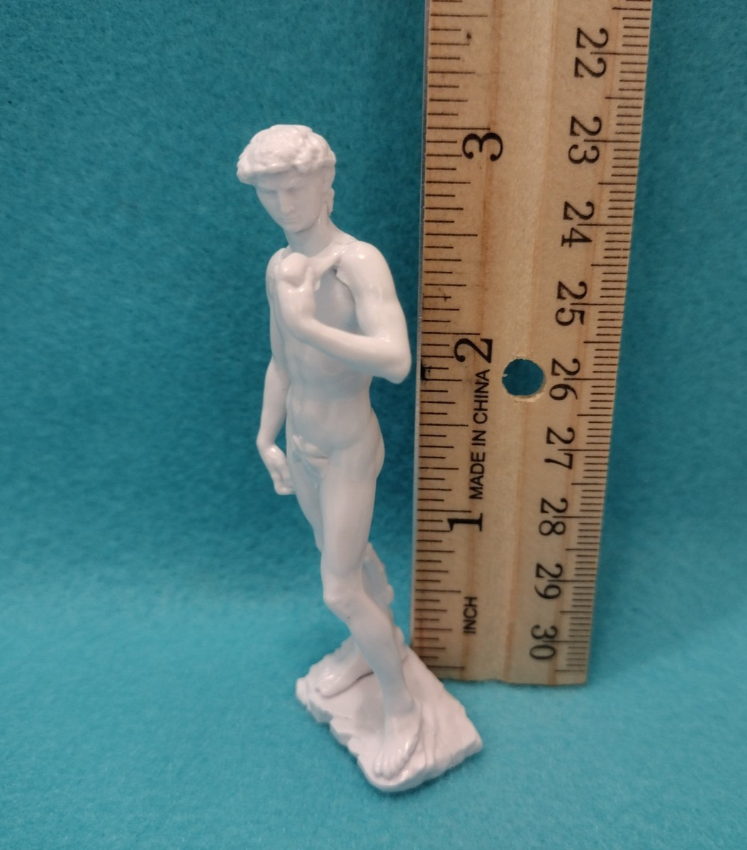 Zuru Mini Brands Create MASTERPIECES Iconic DAVID Statue NEW opened