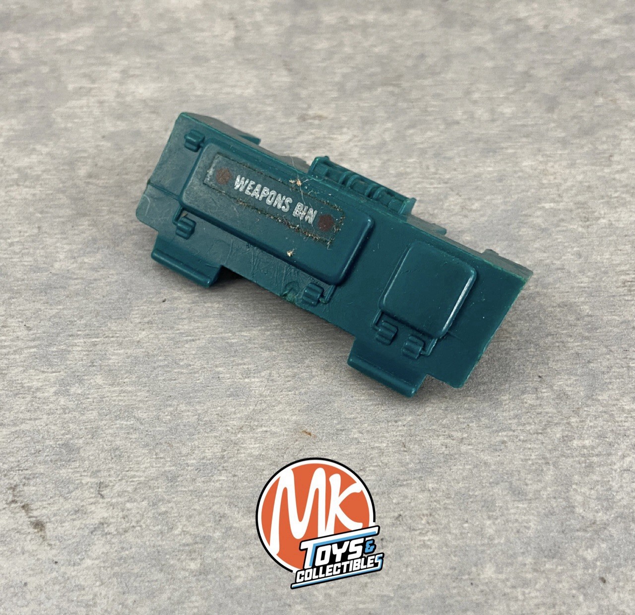 1984 GI JOE 3.75” – COBRA WATER MOCCASIN – WEAPONS BIN STORAGE COVER
