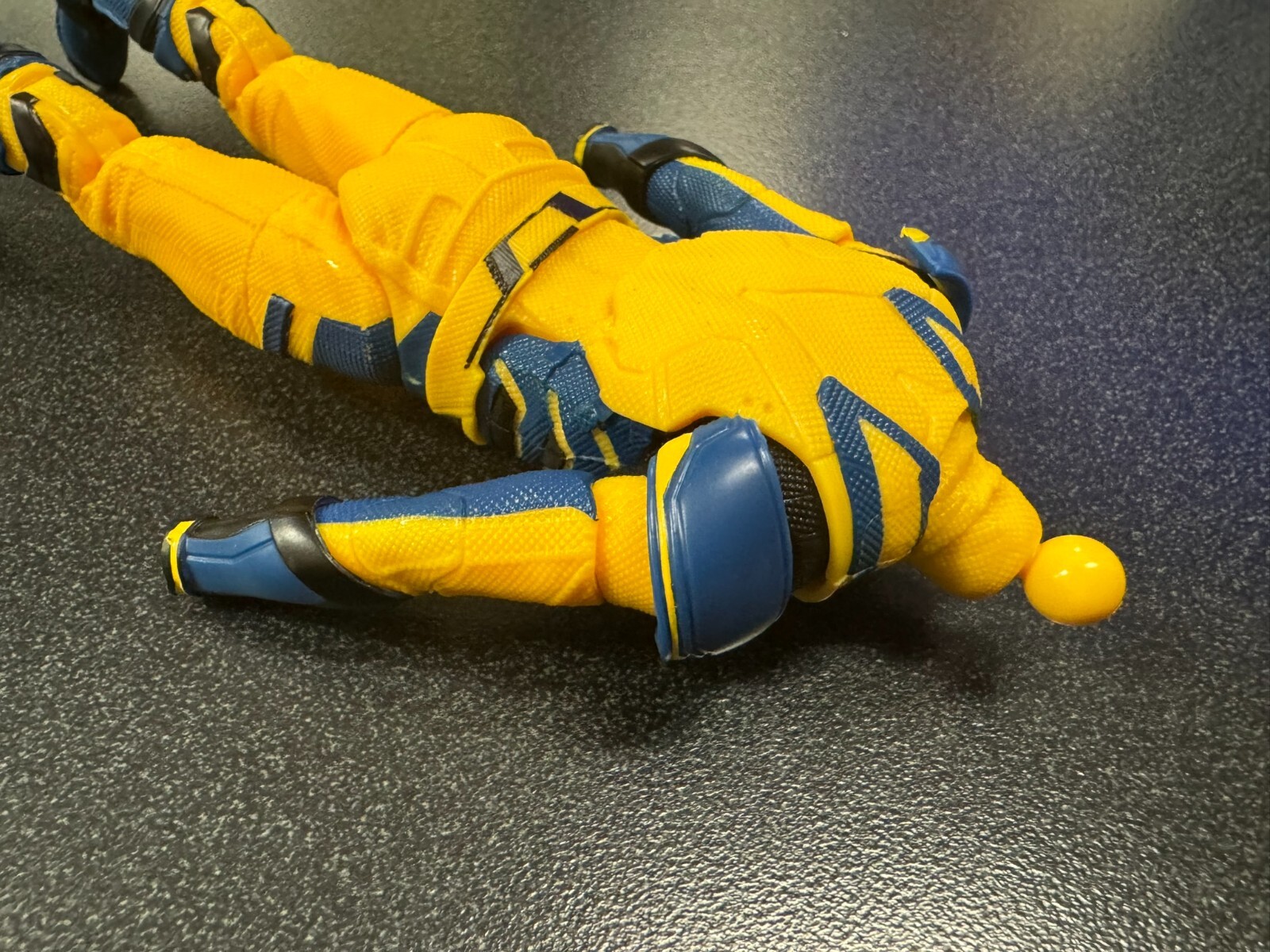 Hasbro Marvel Legends 6&Prime; Scale DEADPOOL 3 (WOLVERINE BODY ONLY) MINT Jackman