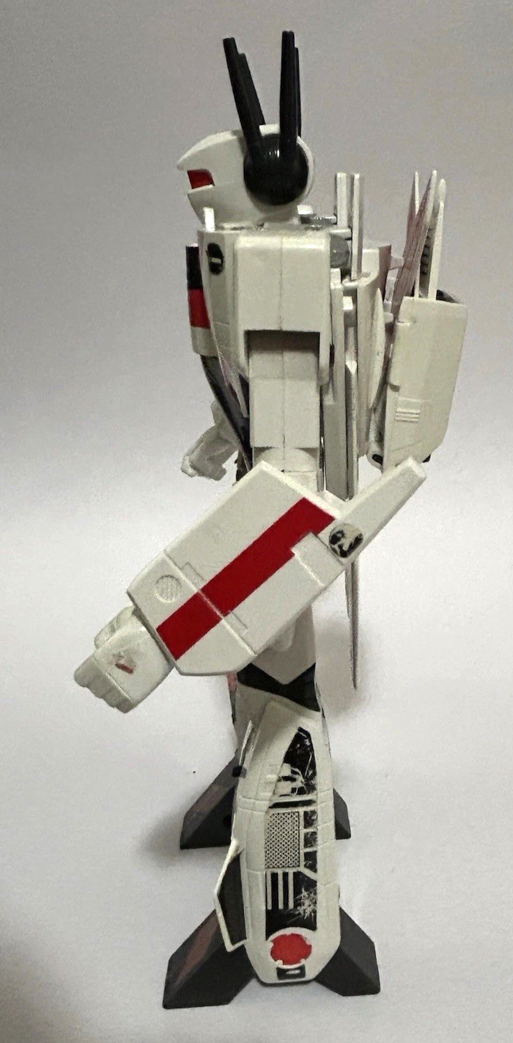 “Transformers” Jetfire (Skyfire), G1 complete (Robotech Macross Veritech)