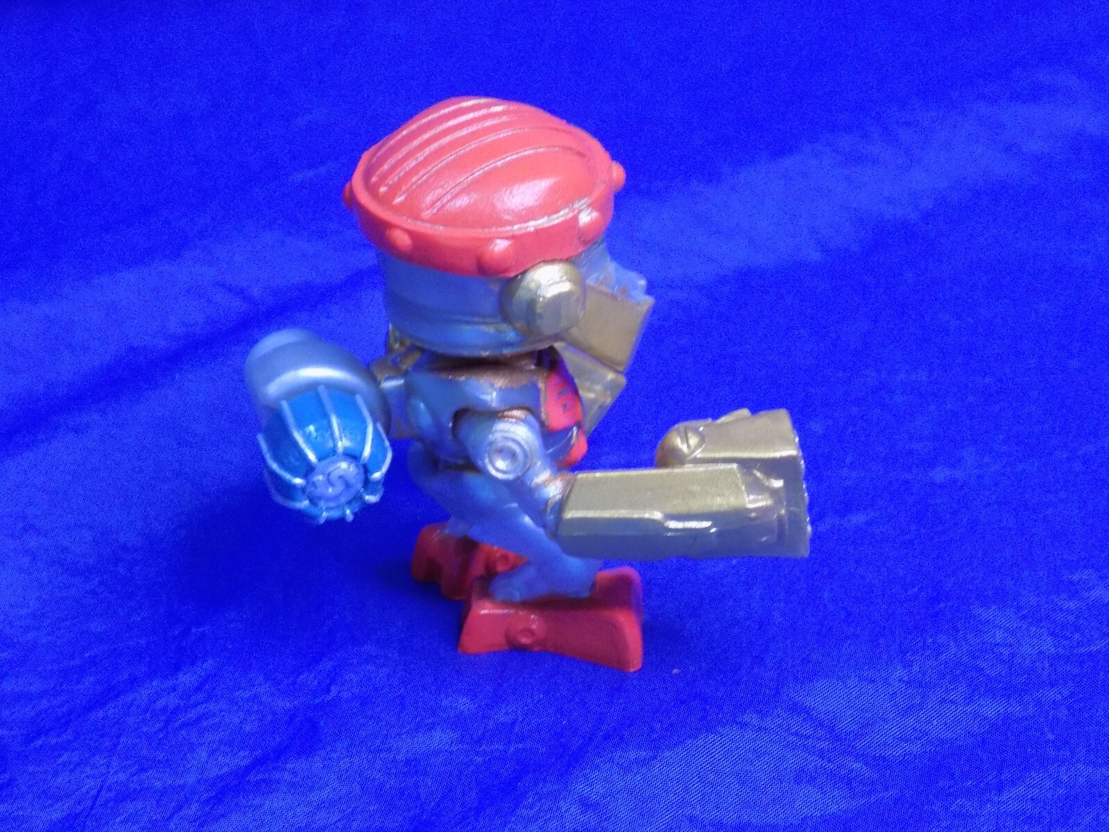 Treasure X Gold SLUGGER ROBOTS Poseable Robot Moose 2022