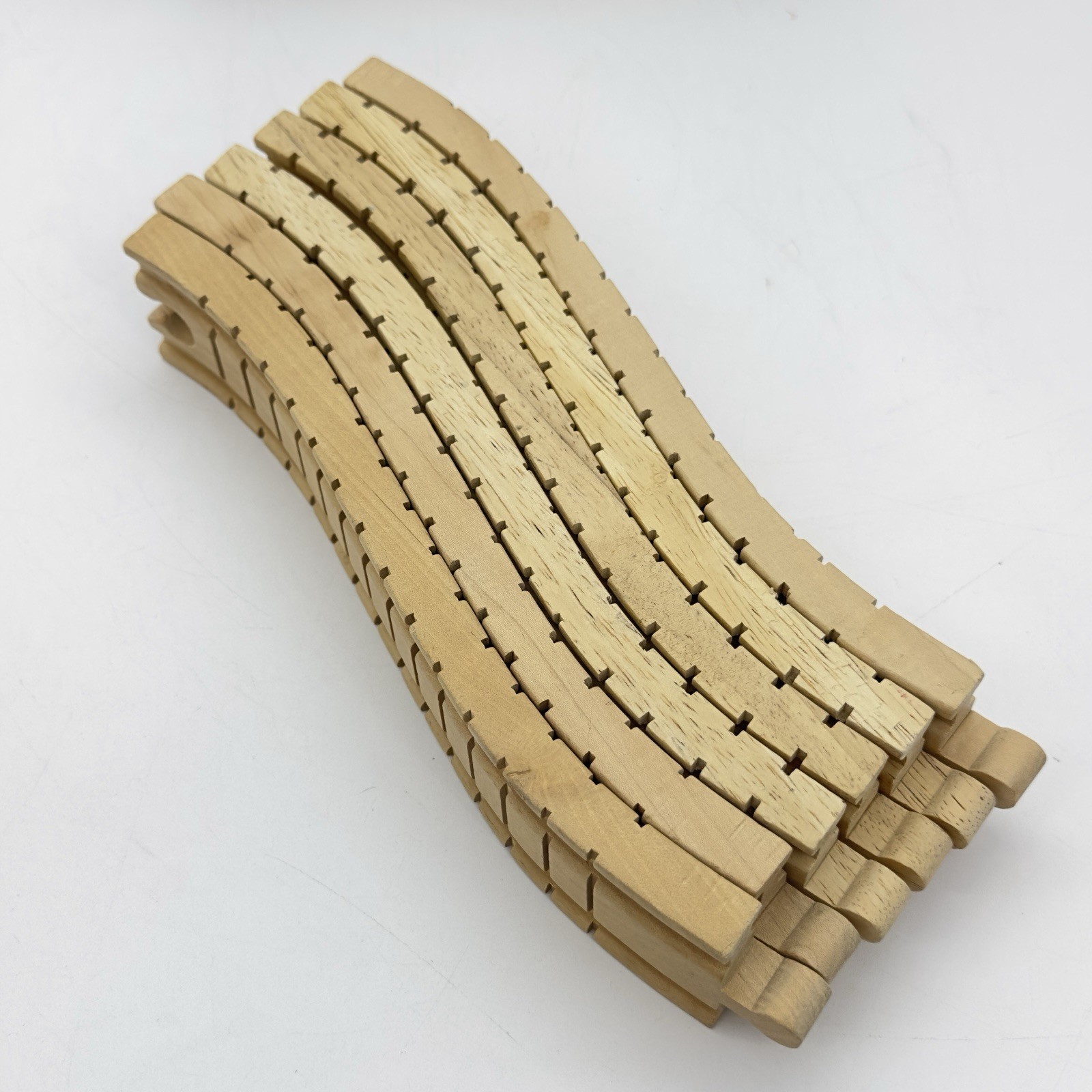 HENRY’S TUNNEL Thomas & Friends Clickety-Clack Wooden Railway w/Tracks Vtg 1996