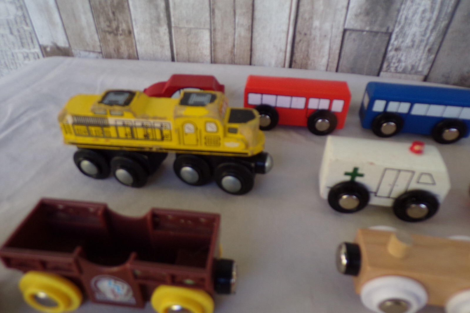 Thomas the Train wooden railway buildings Orbrium train lot