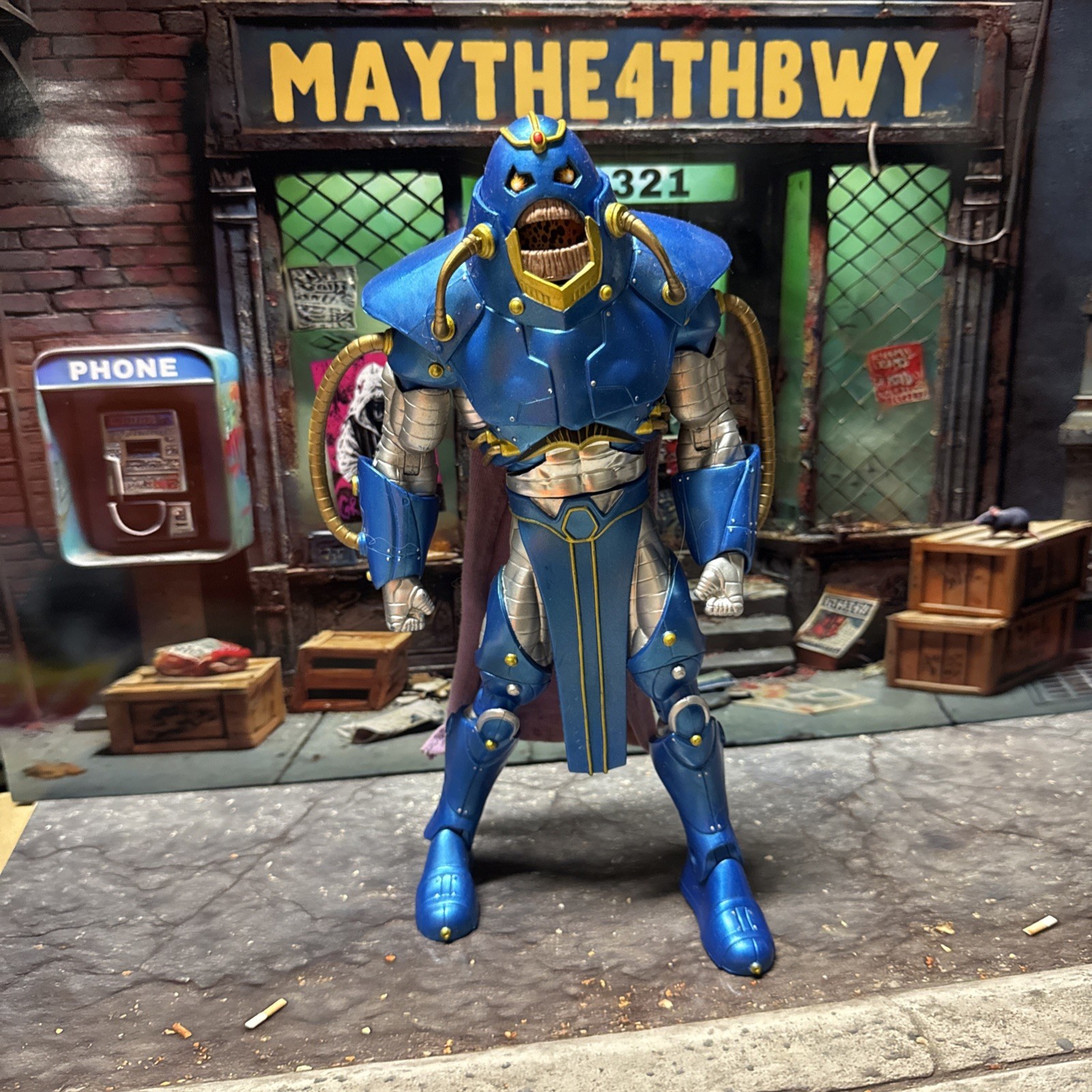 DC Universe Classics Anti-Monitor 9&Prime; BAF Mattel