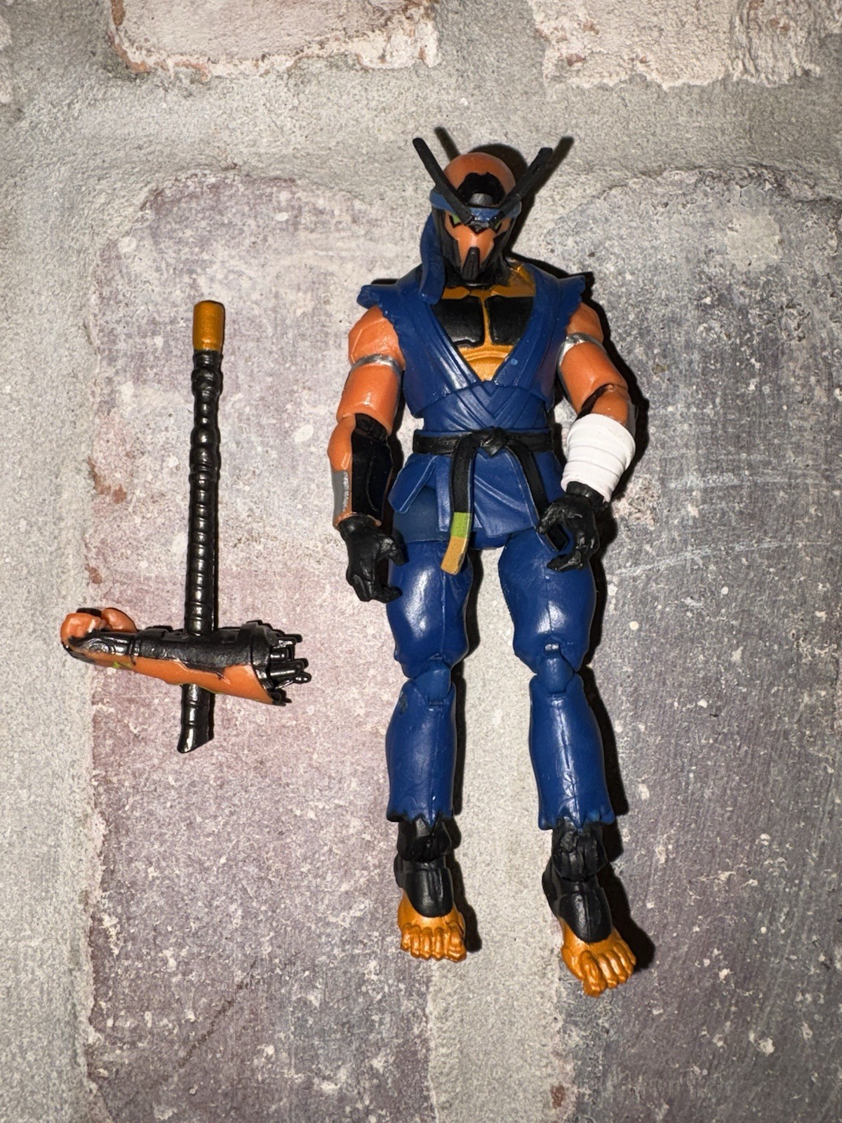 Jazwares Fortnite ATK Stinger Wrap All Terrain Kart Copper Wasp Action Figure