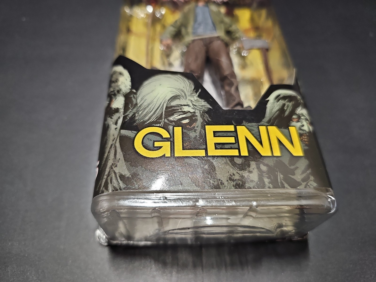 McFarlane 2016 The Walking Dead Comic Series Glenn 6&Prime; Figure Series 5