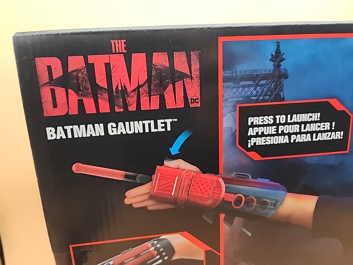 DC Batman Gauntlet with Launcher, Interactive Role-Play Toy, The Batman Movie