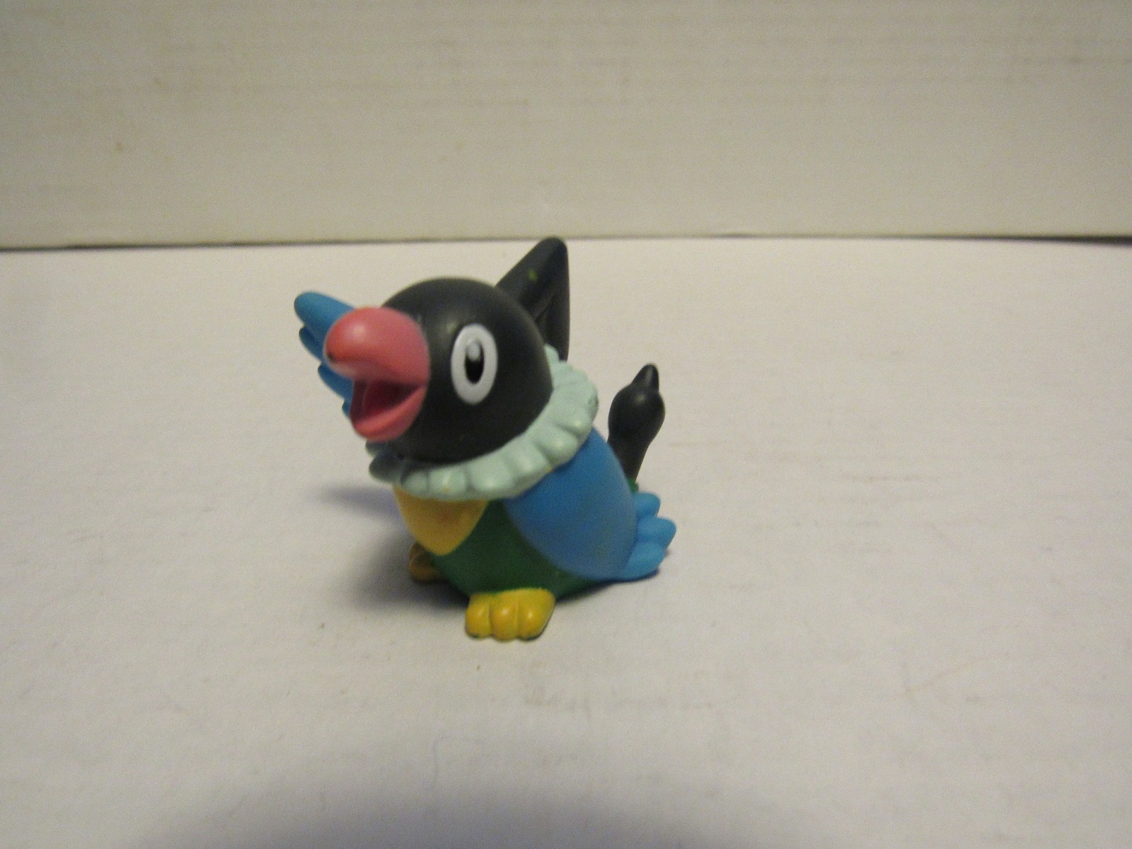 2008 Pokemon Finger Puppet Chatot Figure Gotta Catch Them All Nintendo Bandai