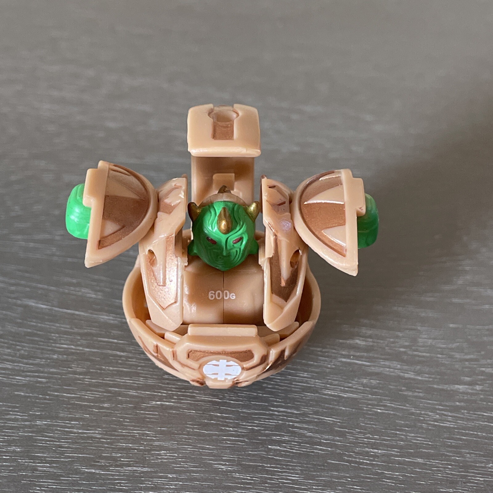 Bakugan Warius 600G Tan Subterra B2 New Vestroia Battle Brawlers Pre Owned