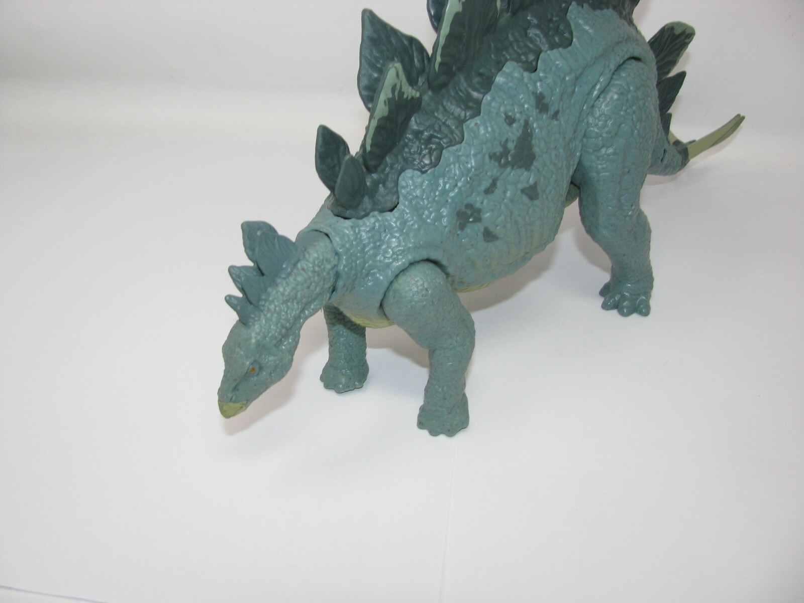 Jurassic World Stegosaurus Action Attack Dinosaur Figure JW Jurassic Park 2017