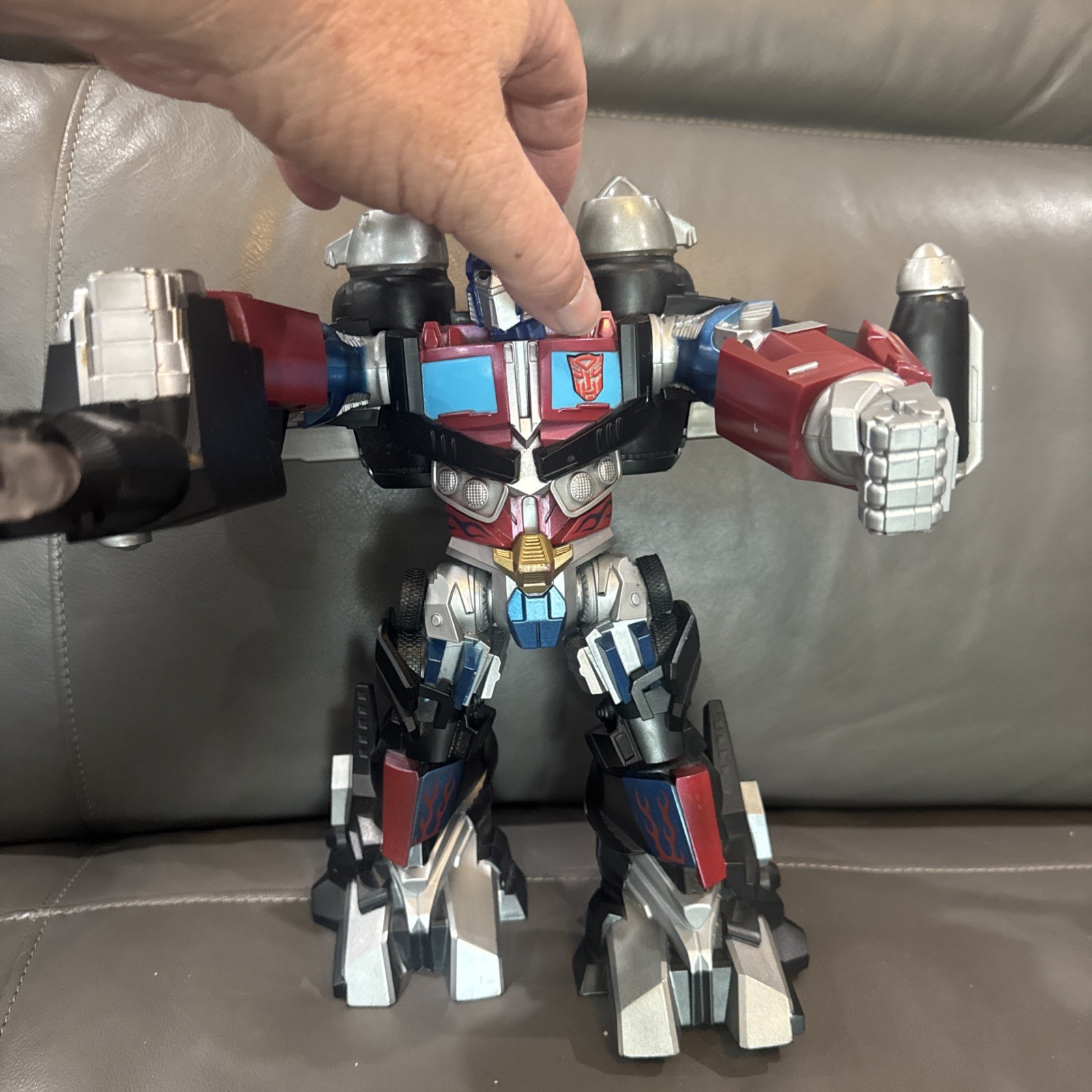 12 inch Optimus Prime Mega Power Bot Transformers Electronic Talking Toy Tested