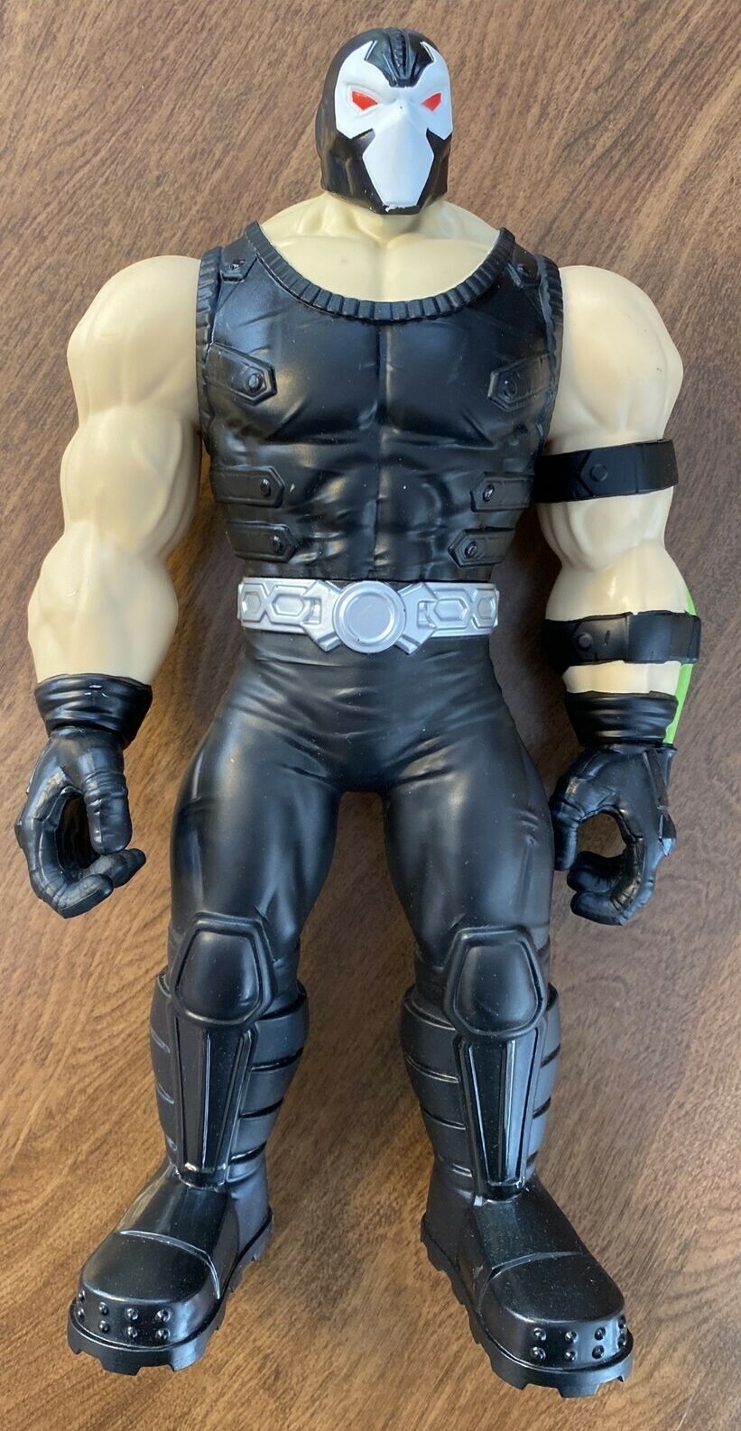 Batman “Bane” Action Figure 11.5” DC Comics 00922AFS T11