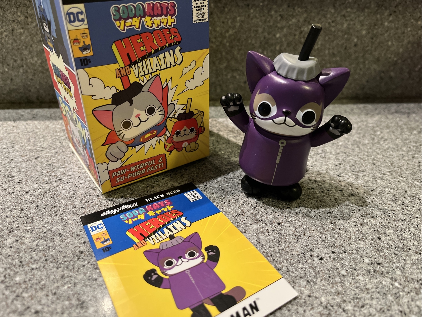 Black Seed Soda Kats DC Heroes & Villains Minis Blind Box figure – Catwoman