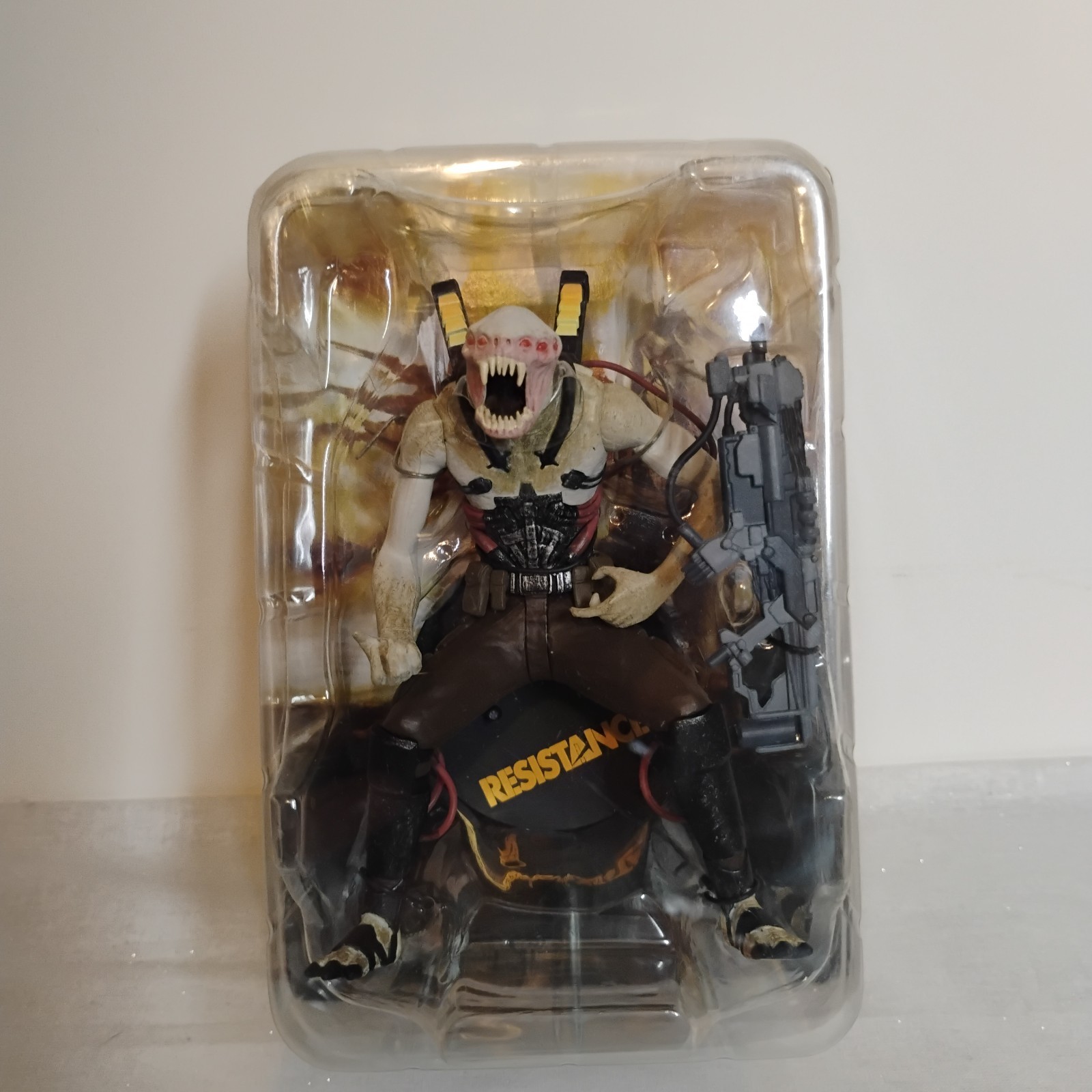 PlayStation 3 Resistance 2 Collector&rsquo;s Edition Chimera Hybrid Action Figure