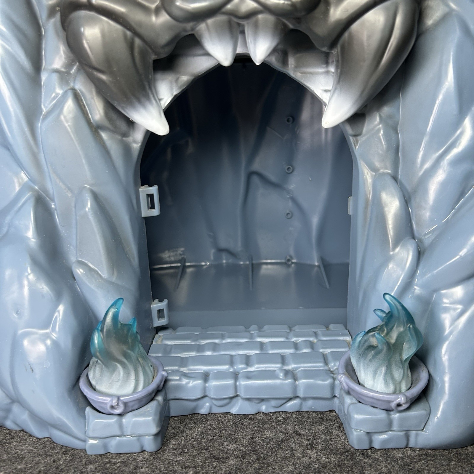 Funko Limited DC Primal Age BatCave Action Figure Playset. Some Parts Read Dis