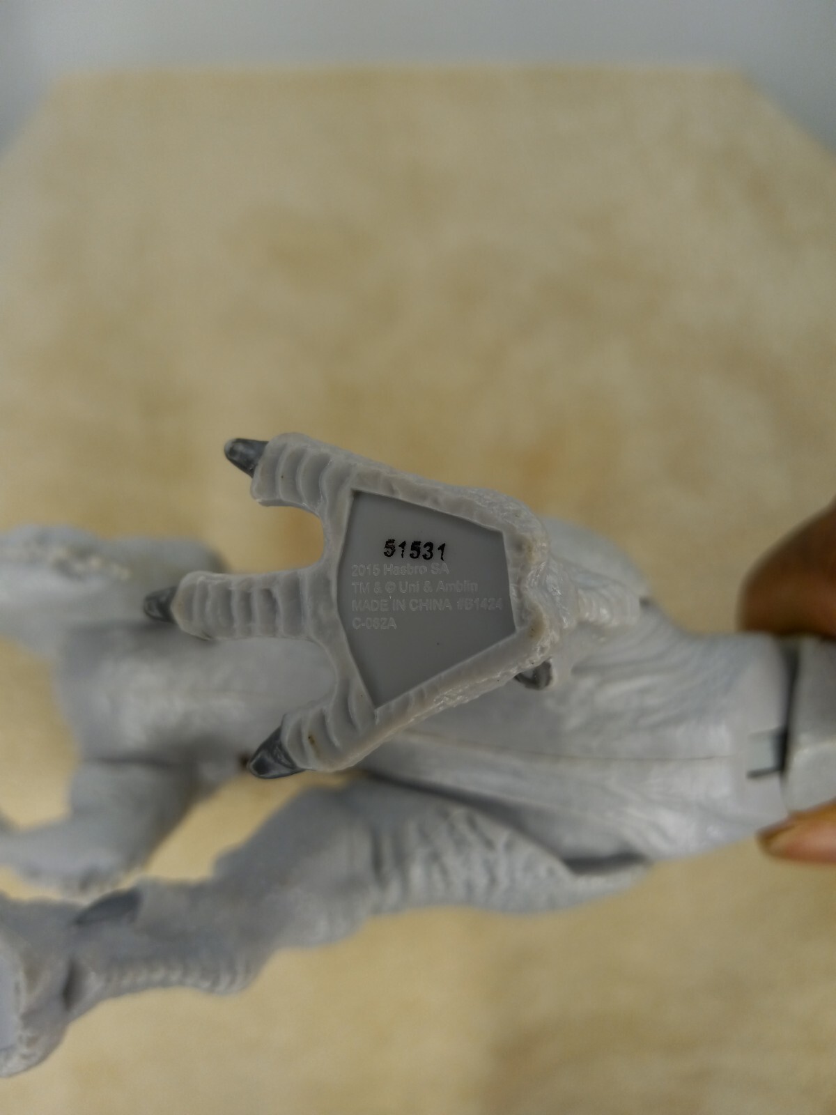 2015 Jurassic World Indominus Rex Chomping Bite Action & Battle Wound bin g3
