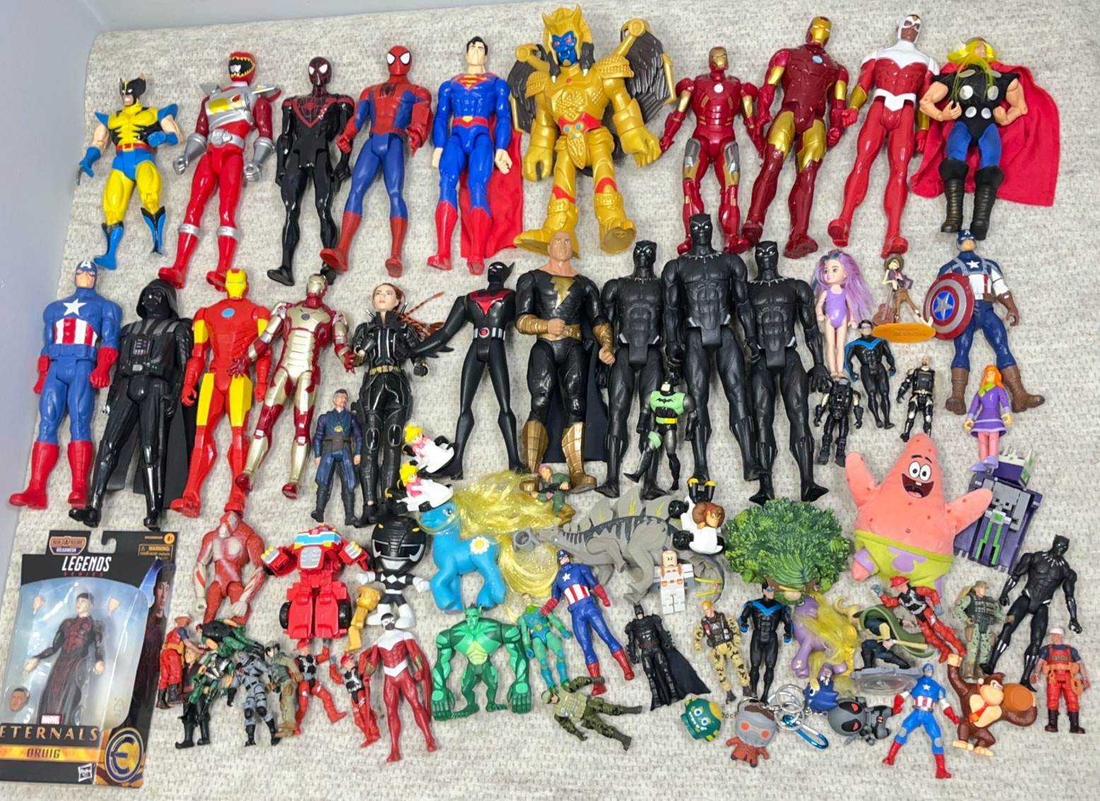 Action Figure Lot Super Heros Batman Super Man Marvel DC Reseller VintageModern