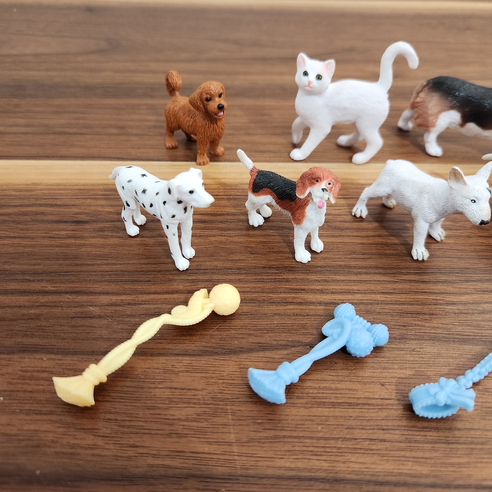 Puppy Dog Cats Mini Miniature Figurines Plastic Toys Dollhouse Size Lot of 13