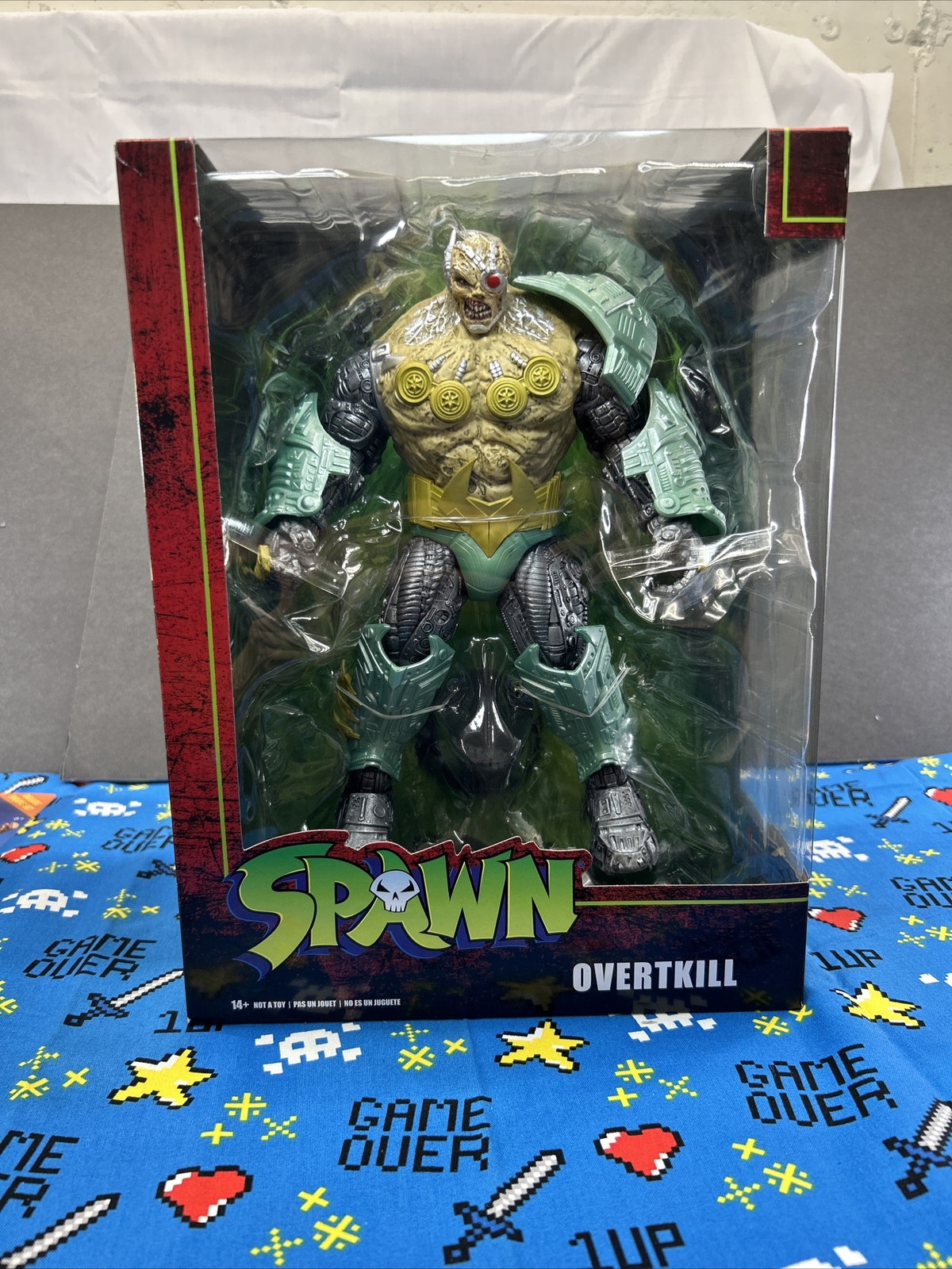 SPAWN OVERTKILL MEGAFIG Action Figure McFarlane Toys , New In Box 10