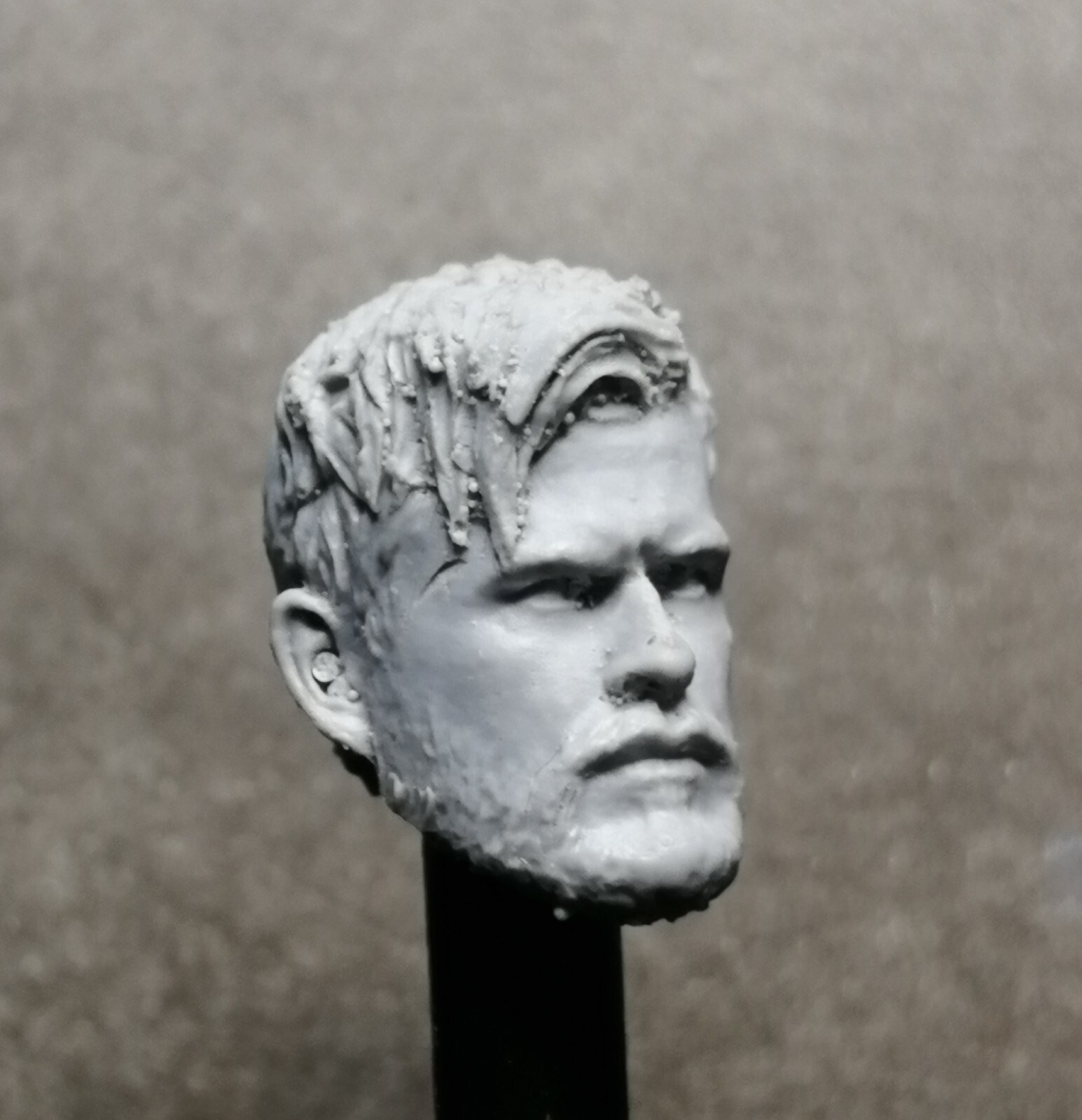 101 TYLER RAKE – CHRIS HEMSWORTH – EXTRACTION – custom resin headcast