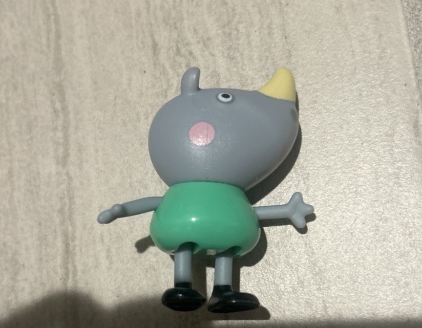 Peppa Pig Ronald Rhinoceros/ Rohan Rhino Figure – Peppa’s Cruise Ship Toy Rare