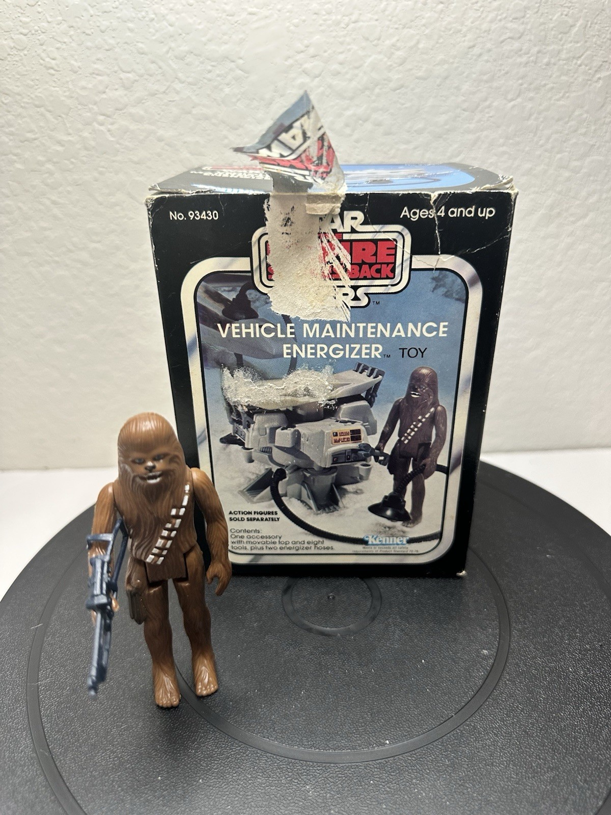 1977 Chewbacca Complete & 1982 Star Wars Vehicle Maintenance Energizer W/ Box