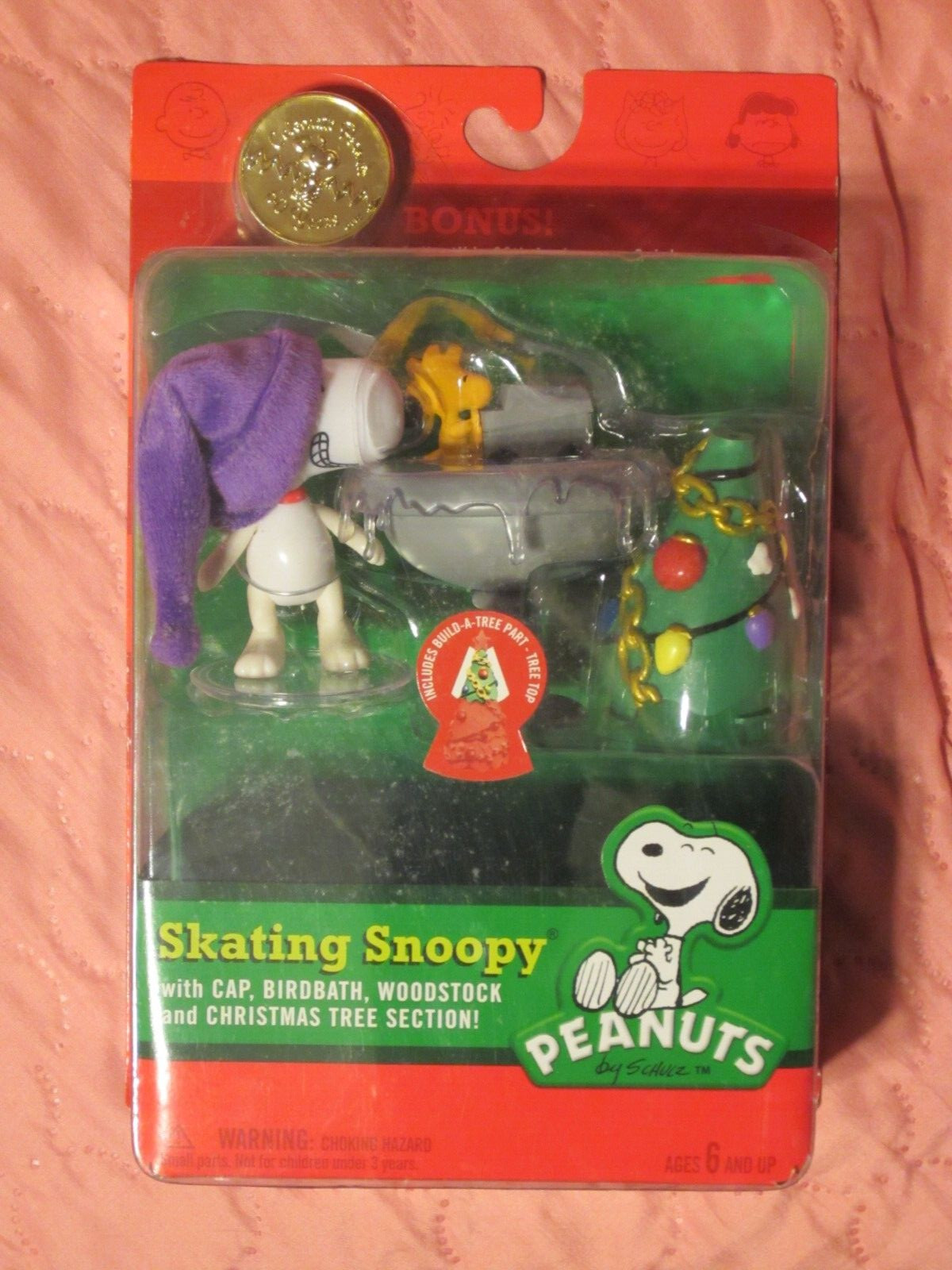 Skating Snoopy w/Birdbath, Woodstock & Christmas Tree – Peanuts Set w/Bonus Coin