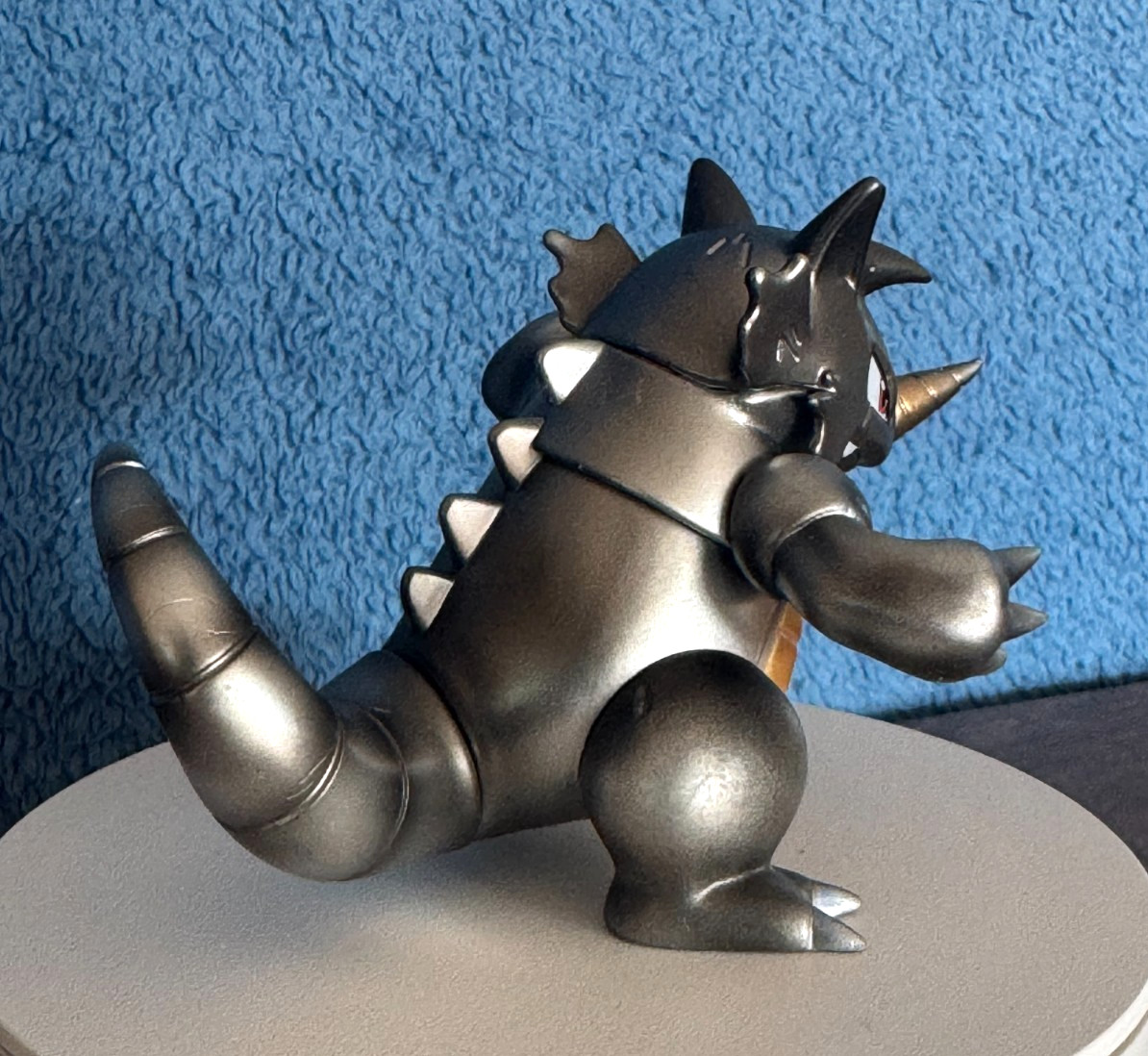 Ground/Rock Type Pokemon – Generation I – RHYDON (Gray) – by BANDAI – NEW
