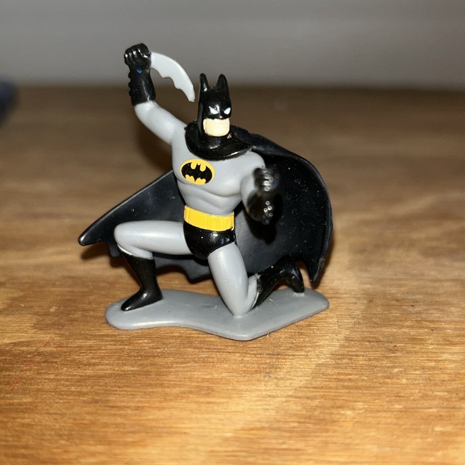 Vintage Batman Cake Topper/Figurine Miniature Action Figure 1997 DC Comics PPW 1