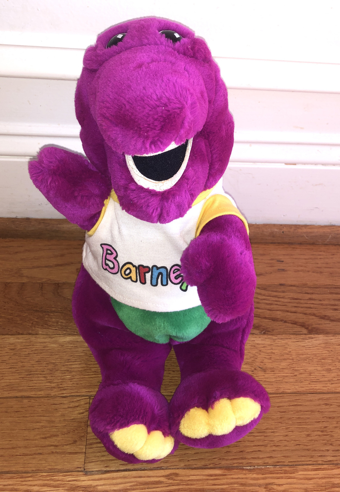 Vintage Dakin Barney 14&Prime; Plush 1992 The Lyons Group Stuffed Barney With T-Shirt